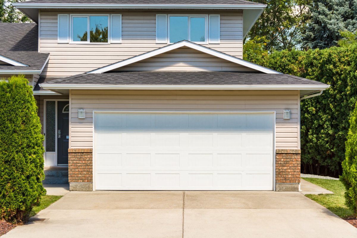 Residential Garage Door Painting